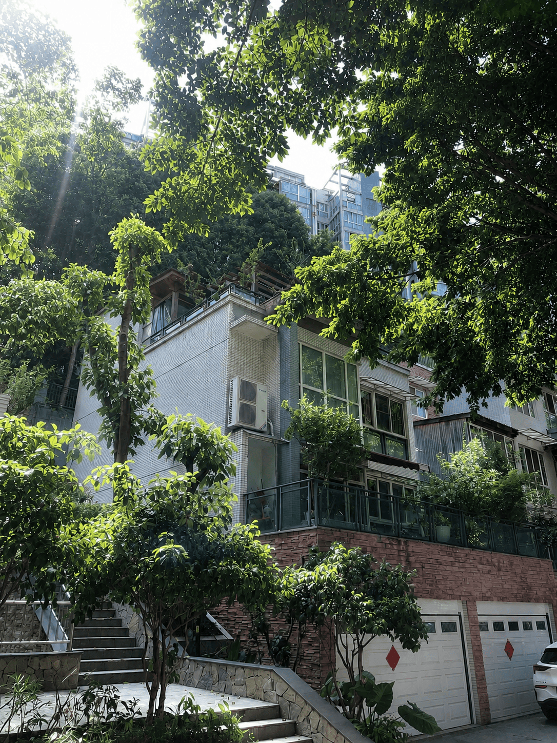 开封岛居岁月从容升级：小小岛老别墅加装蒂升悦行款电梯